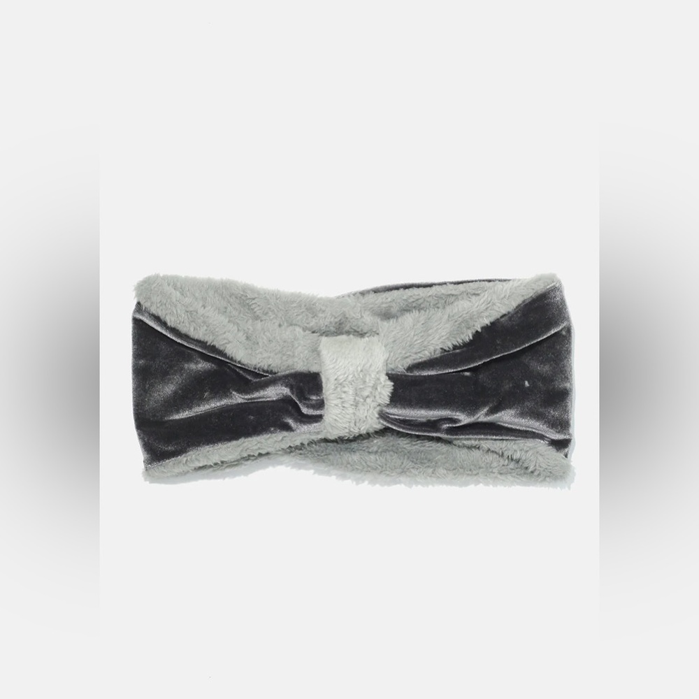 LOVE OF FASHION - Velvet Headband - Picture 4 of 5